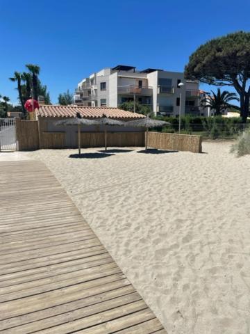 Apartmán Rez De Jardin + Terrasse Piscine Et Acces Direct Plage Saint-Cyprien  Exteriér fotografie
